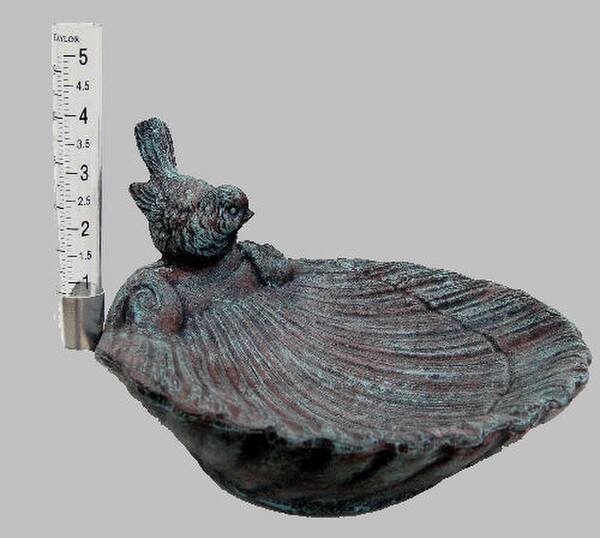 Bird statue shell birdbath for outdoor use made of resin sculpture